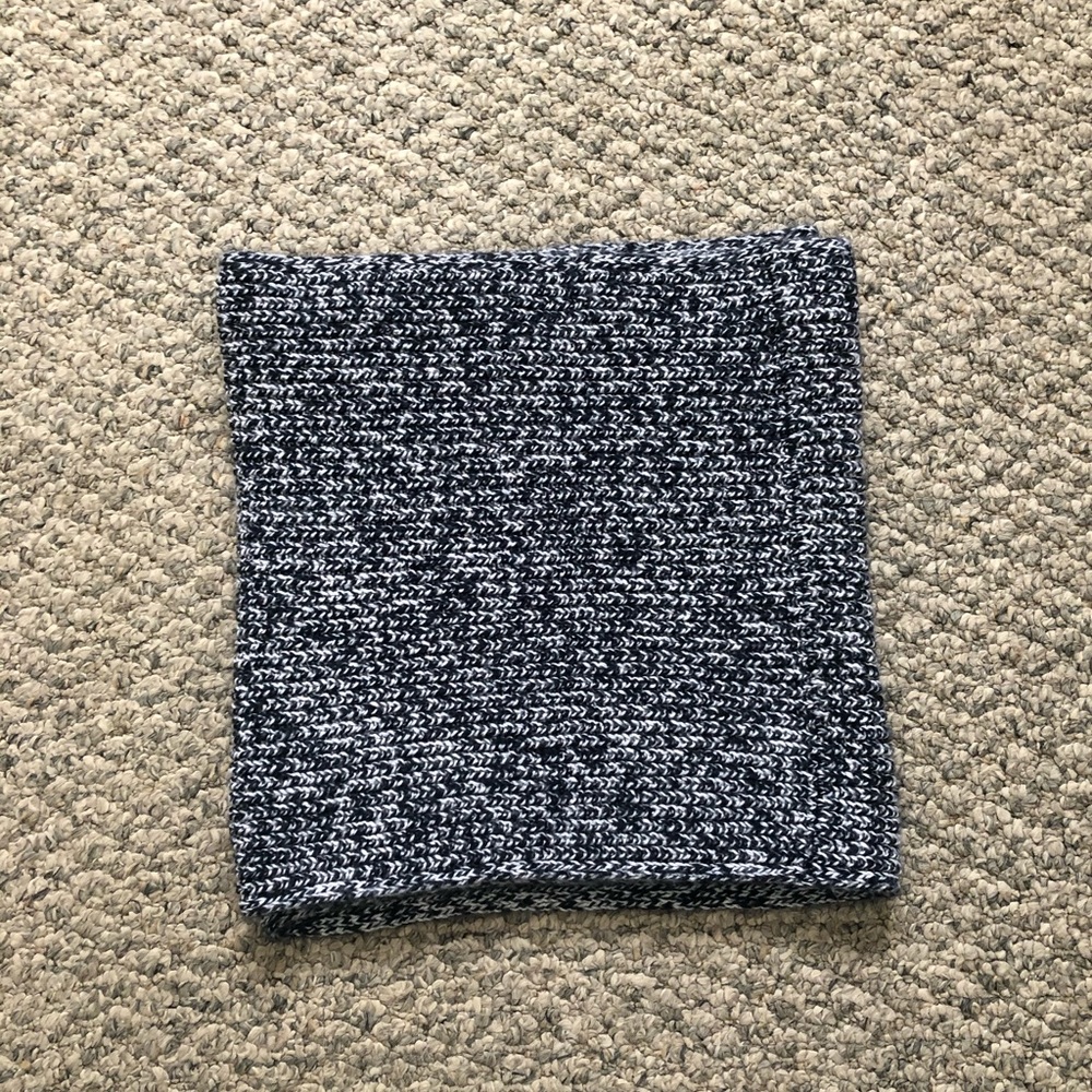 H&M scarf